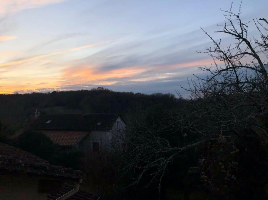 Charmant Gite En Perigord Vert Douchapt Dış mekan fotoğraf